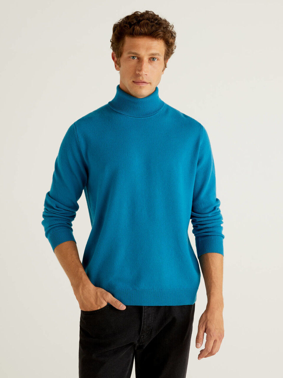 mens blue crew neck sweater